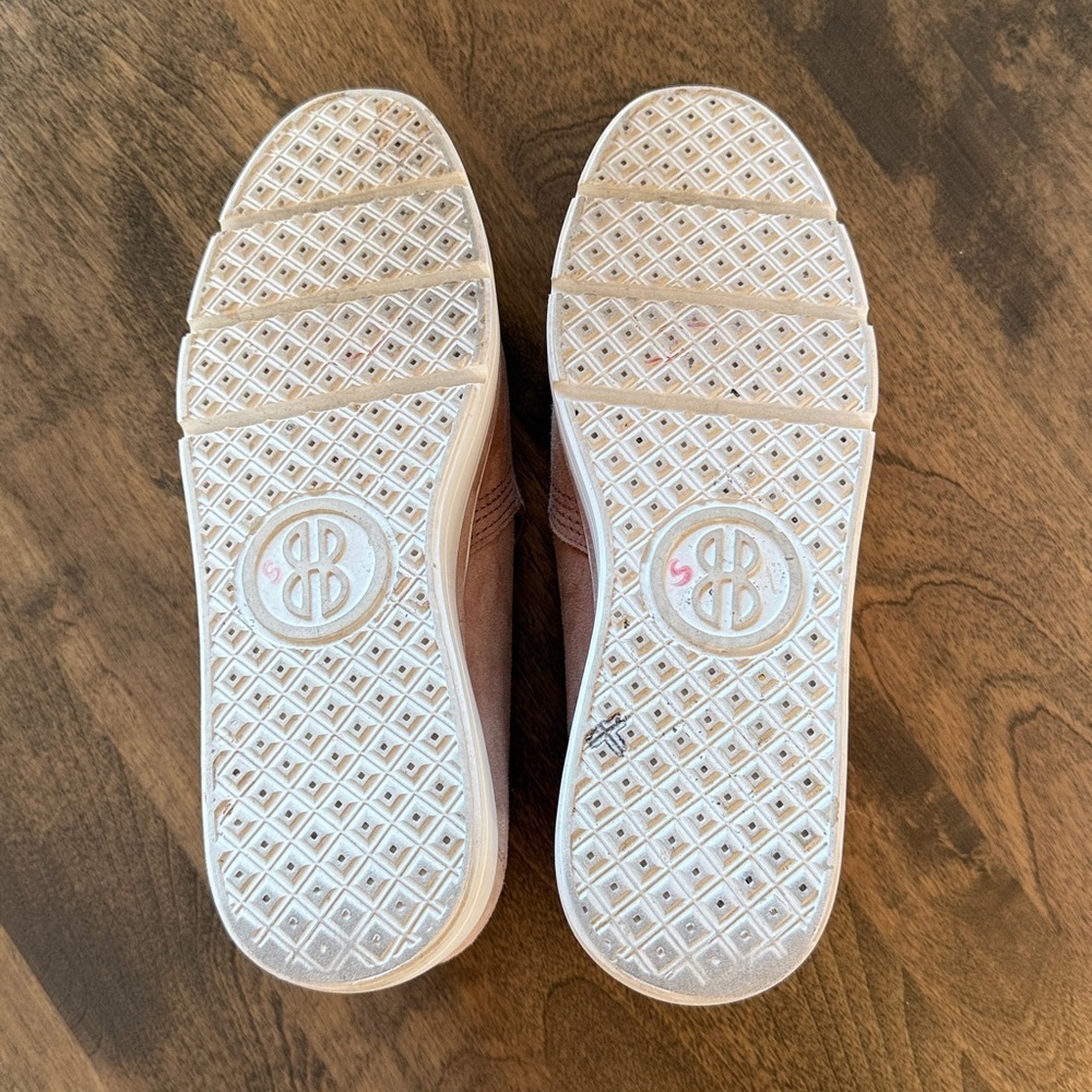Bill Blass Oatmeal Slip-On Sneakers - Picture 6 of 9